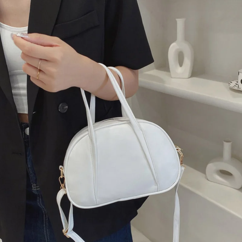 

Elegant PU Leather Women Messenger Bags Candy Color Protable Ladies Crossbody Bags Female Travel Handbags and Purses Bolso Mujer