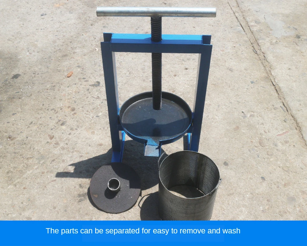 

Kitchen,Dining & Bar