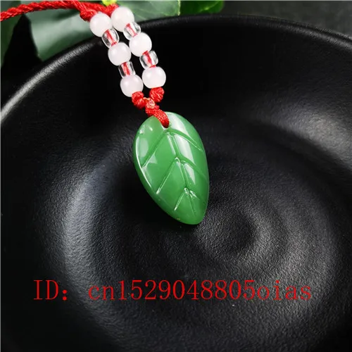 Ожерелье из натурального зеленого китайского нефрита с искусственным агатом