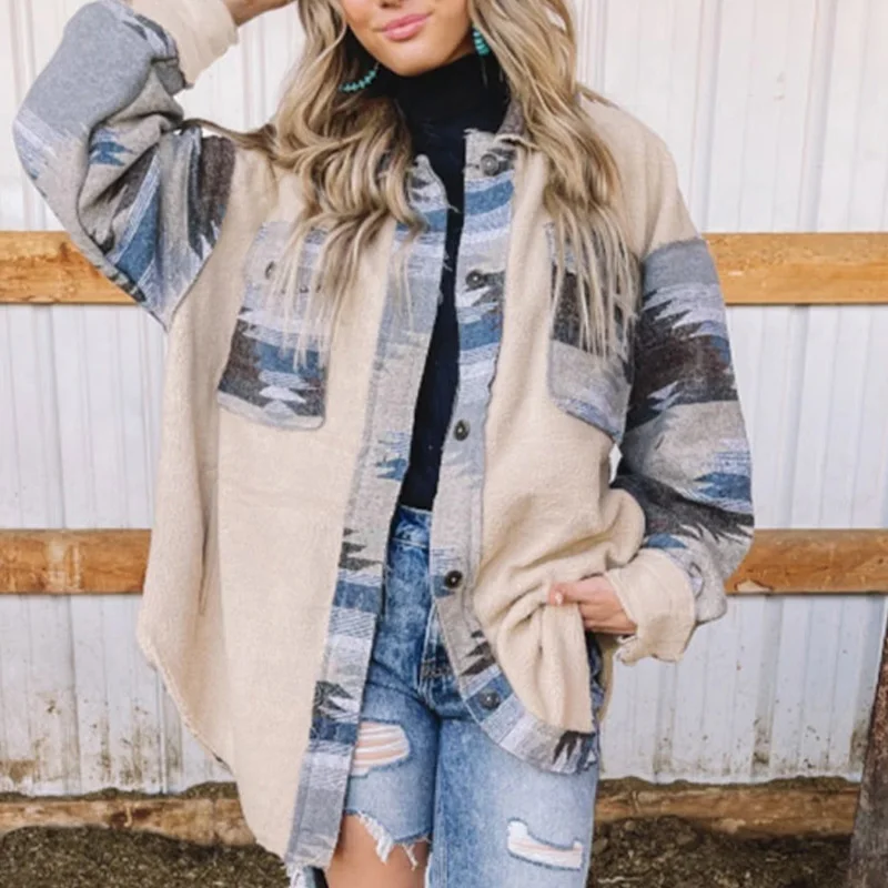 

Women Patchwork Jacket Fluffy Turn-down Collar Panelled Pocket Cool Lady Cardigan Fashion Basic 2022 New Year Female Clothes