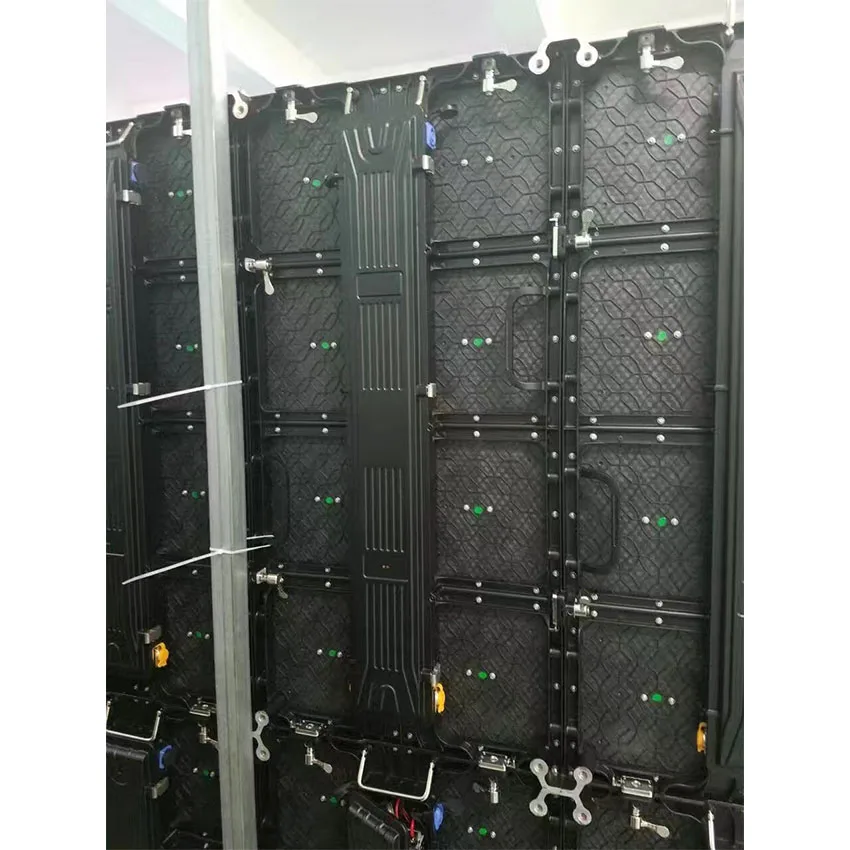 Матричная светодиодная видеопанель P3.91P4.81 500*500/500*1000 мм RGB Полноцветный SMD