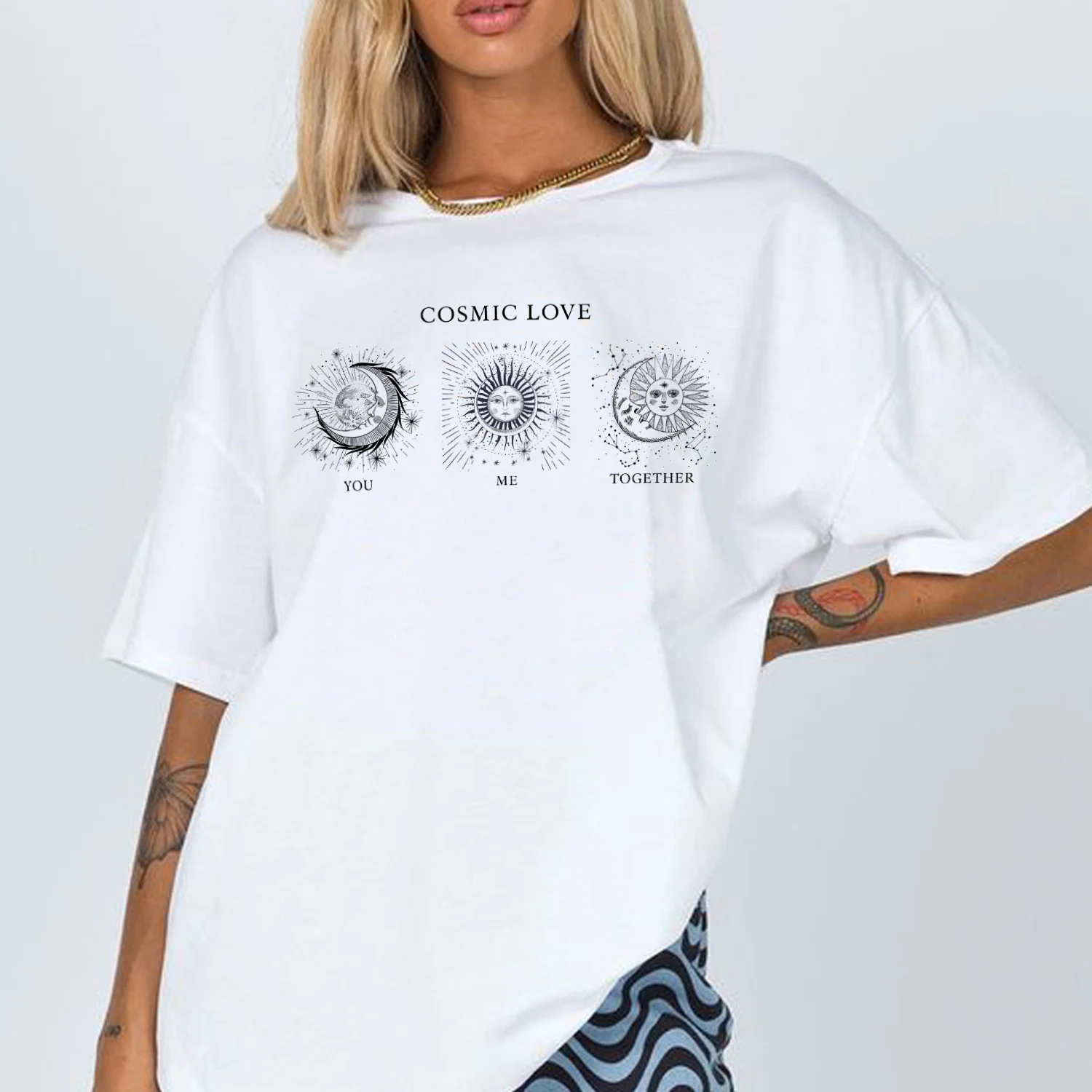 

Cosmic Sun Moon Print Aesthetic Oversized T Shirt Vintage Celestial Graphic Tees Cute Streetwear Tops Women T-shirts Clothes