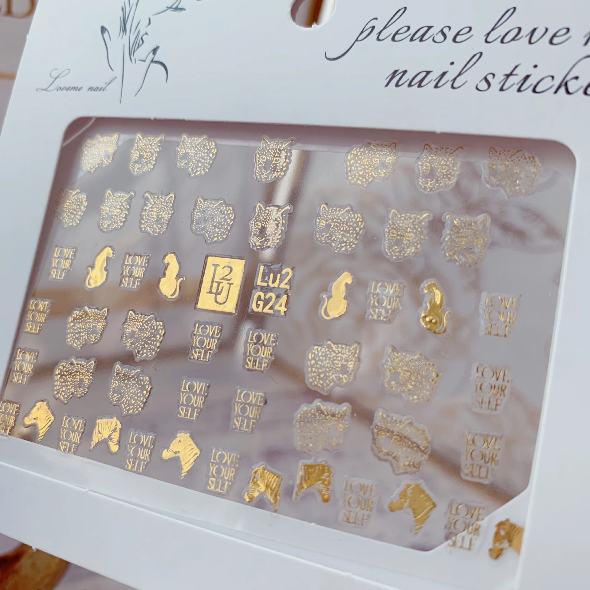 

Gold Leaf Nail Sticker Decal Japanese Style Letter Decals Gold With border Ultra-thin Lasting Manicure Adhesive Decals Summer