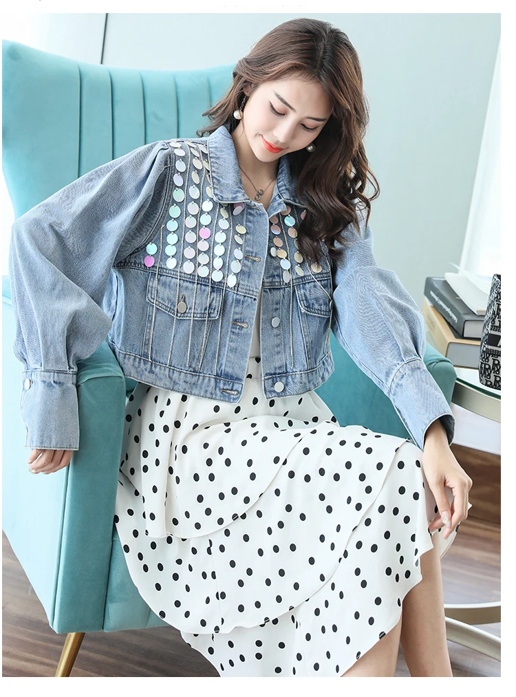 Куртка женская джинсовая с длинным рукавом блестками и кисточками весна 2021 |