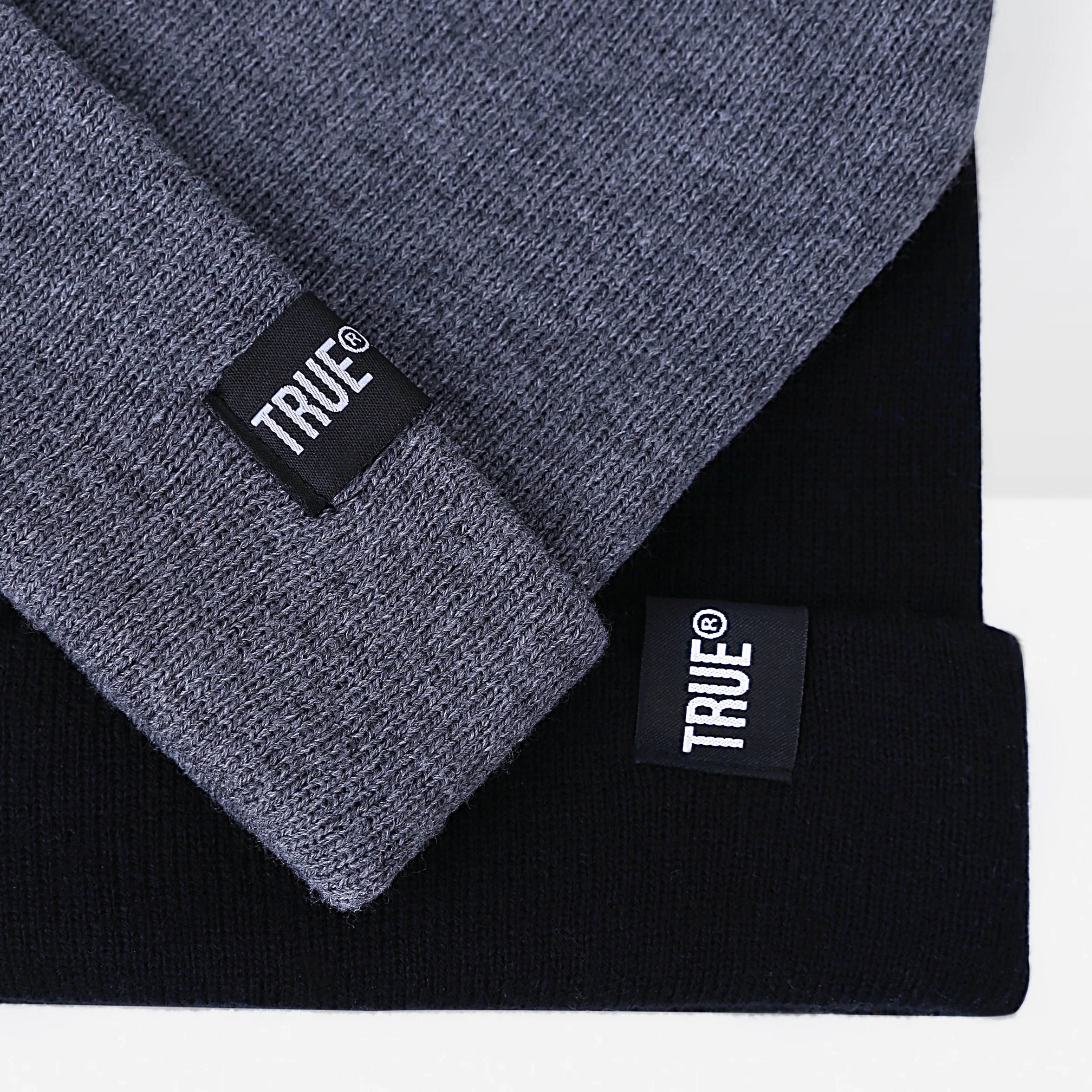 Трикотажная Шапка-бини для мужчин и женщин однотонная на осень/зиму | Аксессуары