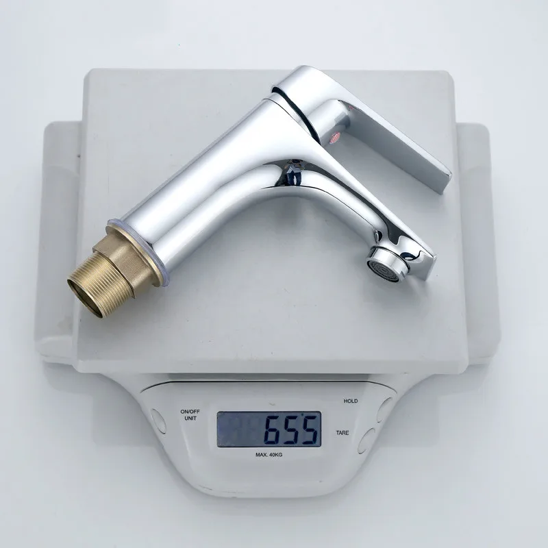 

Bathroom faucets basin bathroom sink faucet Hot Cold Water Mixer bath Deck Mounted Single Hole Bath Tap