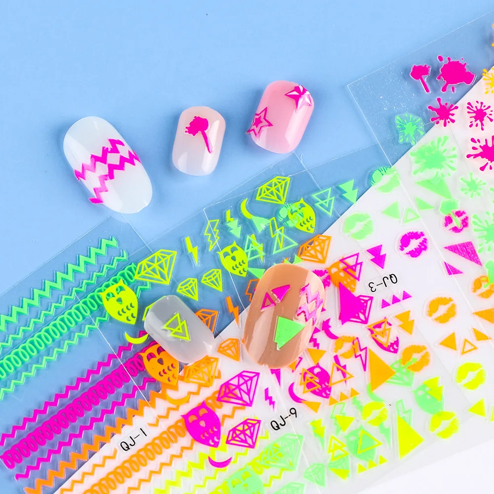 1 шт. DIY 3D блестящая светящаяся наклейка для ногтей флуоресцентный ноготь наклейки неоновые звезды вспышка Светящиеся в темноте наклейка Хэллоуин ногтей художественные украшения