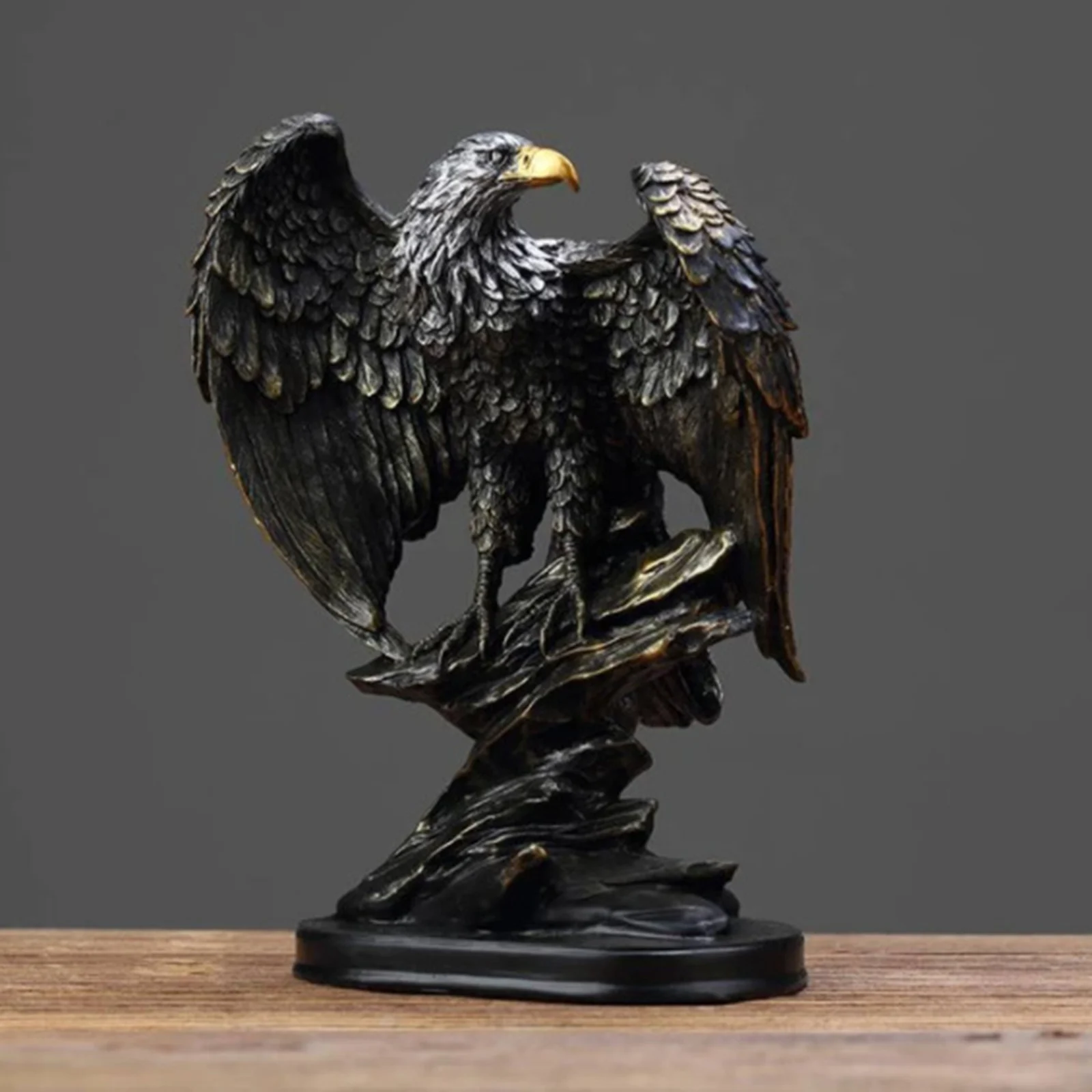 

Resin Eagle with Spread Sculpture Animal Ornament Figurine Statue Living Room Bedroom Desktop