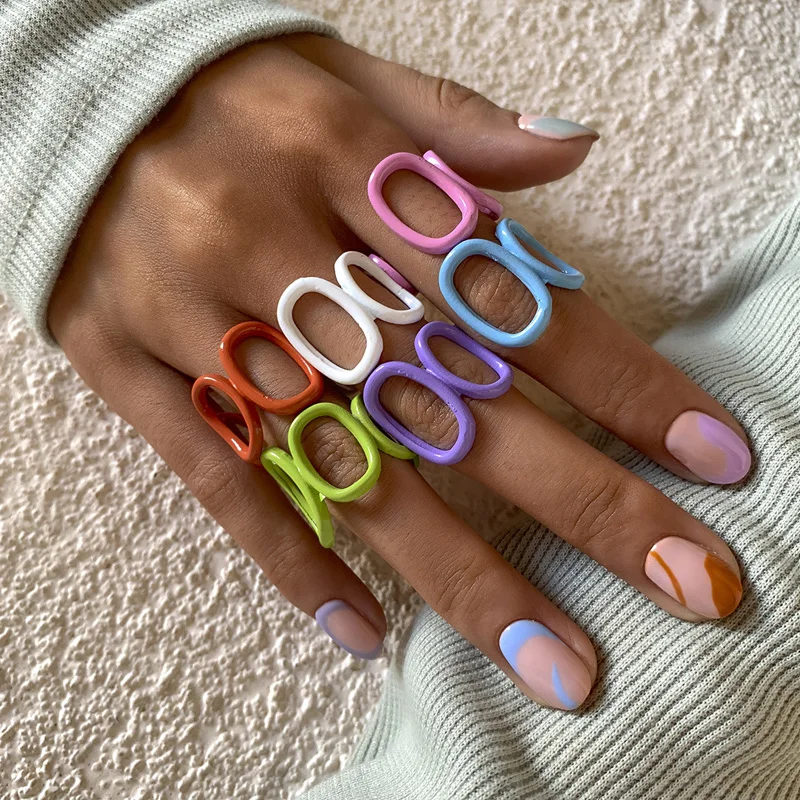 

2021 Korea New White Color Chain Rings For Women Girls Dripping Oil Hand-painted Geometric Open Rings Aesthetic Jewelry Gift