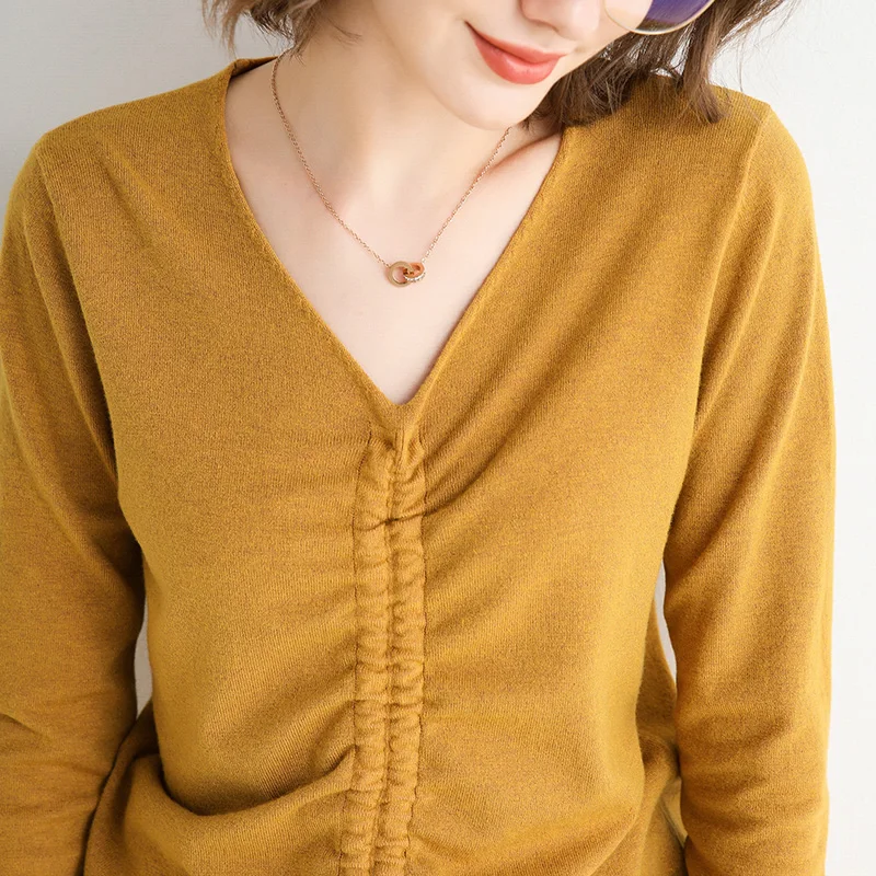 Женский кашемировый свитер облегающий с V-образным вырезом и длинным рукавом