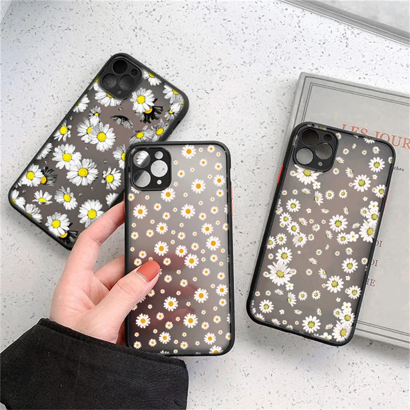 

Luxury Daisy Flowers Case For iPhone 11 13Pro Max 12 Pro XS Max 7 8 Plus 12 Mini X XR SE 2020 Matte Camera Protection Back Cover