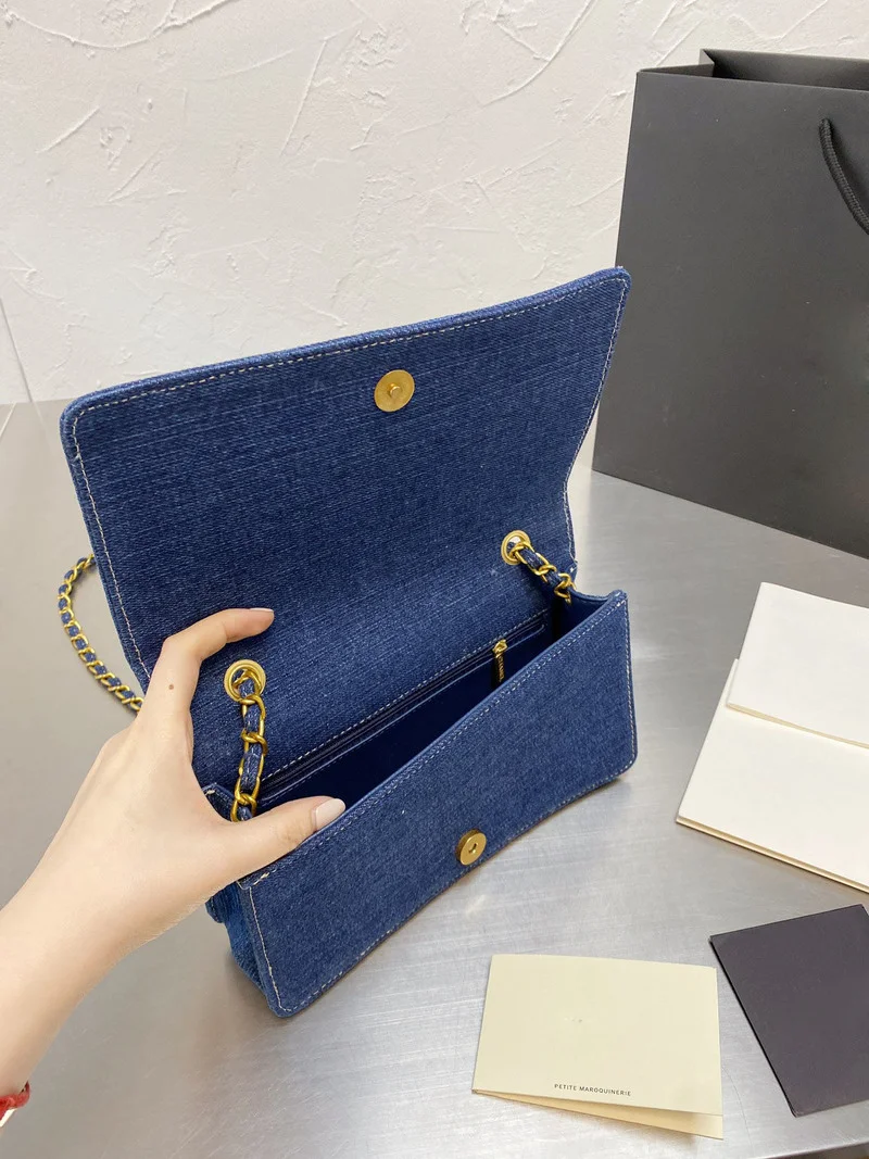 

with LOGO Fashionable shoulder bag brand-name bag purse bag