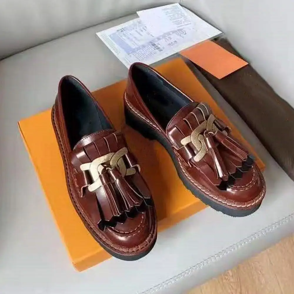 

Mental Chian Women Casual Shoes Fashion Tassel Slip On Women Loafers Moccasin Womens Zapatos Mujer Ballet Flats Womens Shoes New
