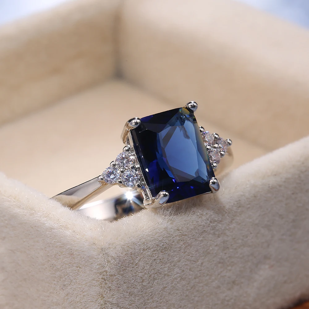 Оптовая продажа с завода Huitan Женское кольцо средней длины в стиле ретро