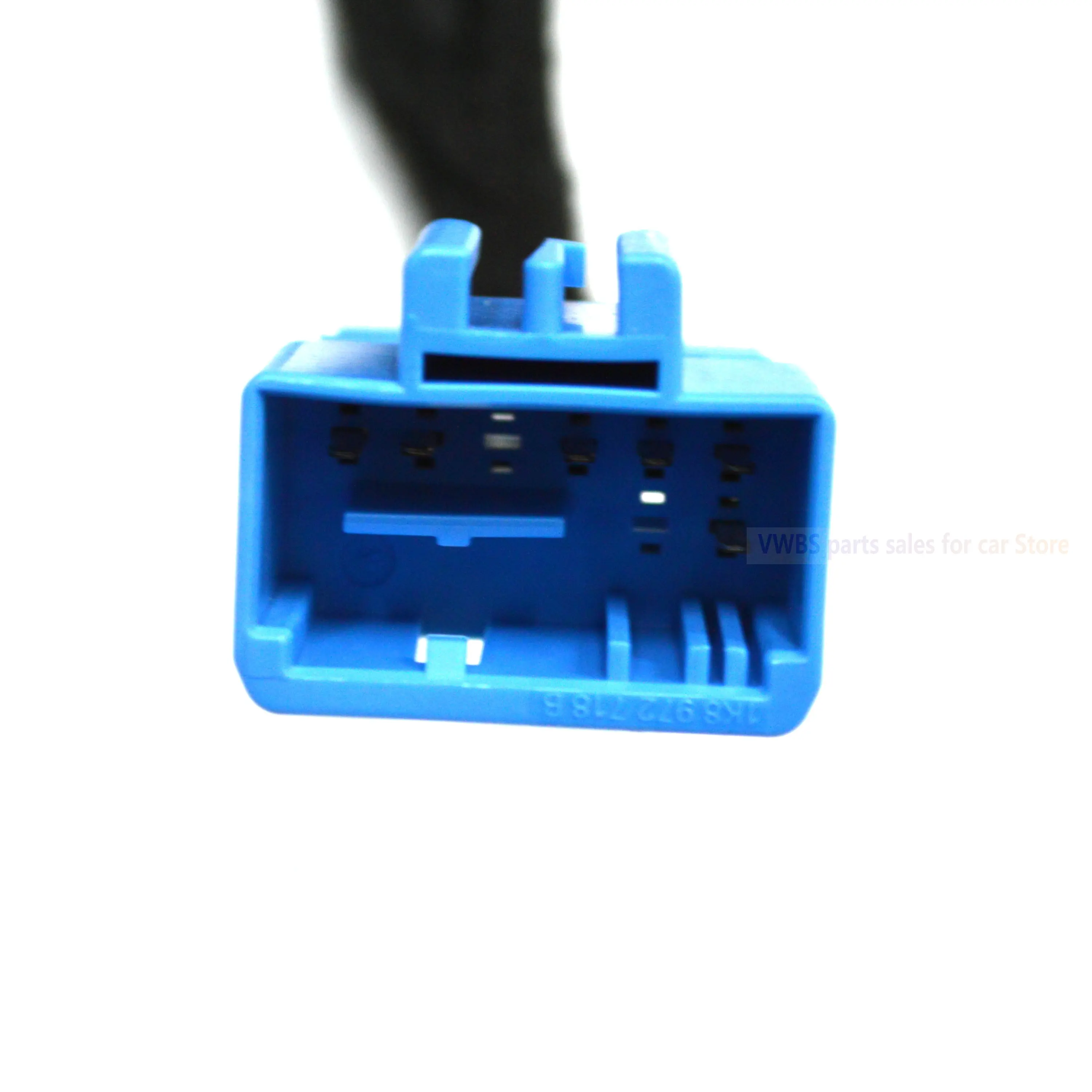 Последовательный динамический переходник для заднего фонаря VW Passat B8 (17-20 лет)