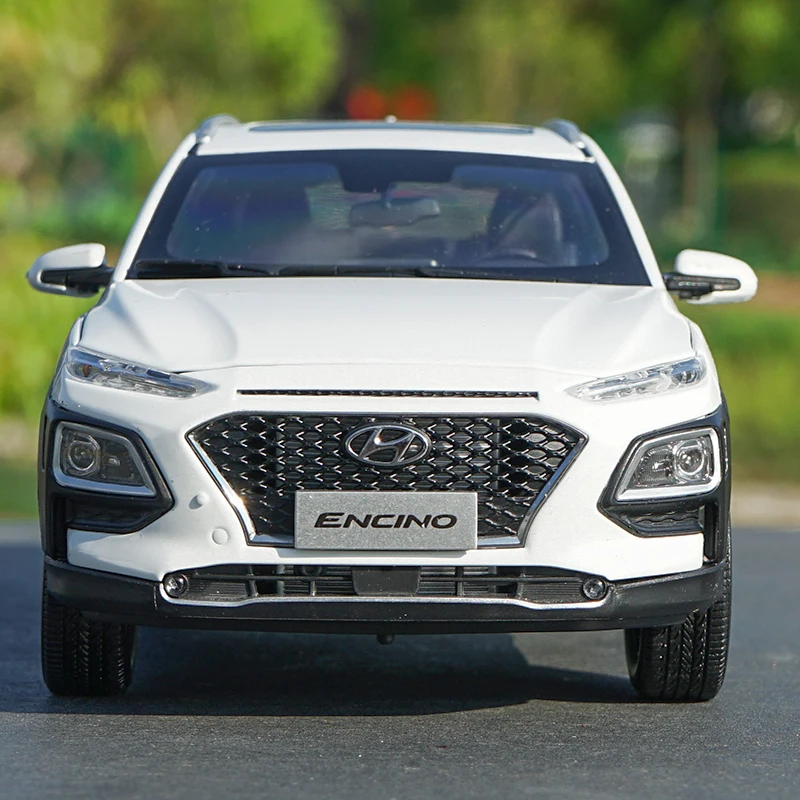 Оригинал 1/18 дилер издание Hyundai Encino (белый) SUV литая модель автомобиля с маленьким