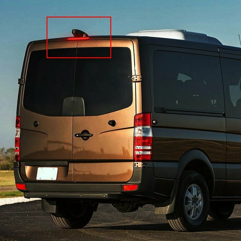 Задсветильник светодиодный стоп сигнал для Mercedes Sprinter / Crafter 2006 2019 третий
