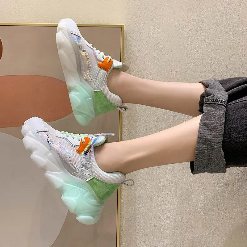 

Кроссовки женские с круглым носком, дышащие теннисные туфли, Повседневная модная обувь на шнуровке, разные цвета, лето 2021