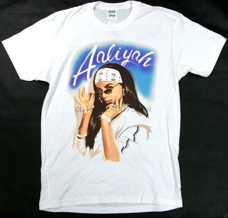 Крутая белая футболка с коротким рукавом |