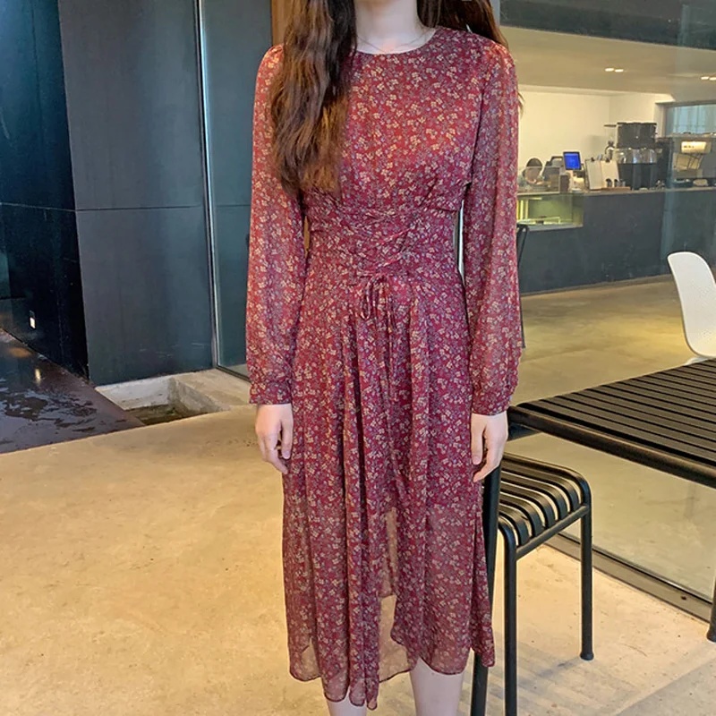 Женское винтажное платье на завязках вечерние ничное миди с цветочным принтом и