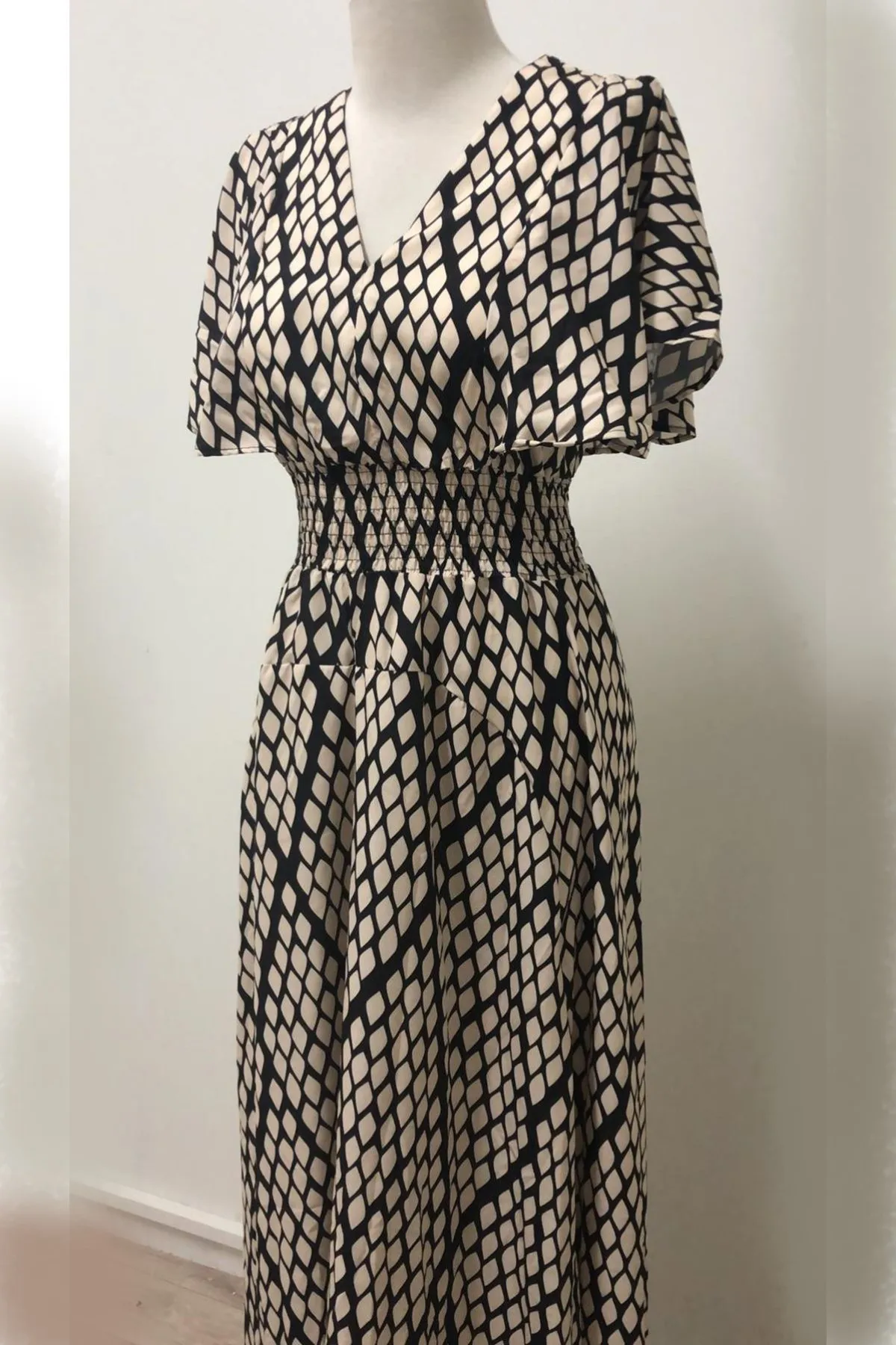 

Snake Pattern Design Crepe Dress