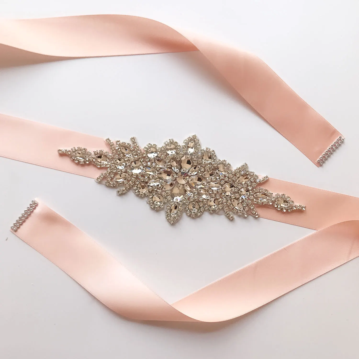 

Bride Waist Seal Manual Belt Spot Wholesale Europe and The United States High-end Luxury Diamond Wedding Dress Accessories