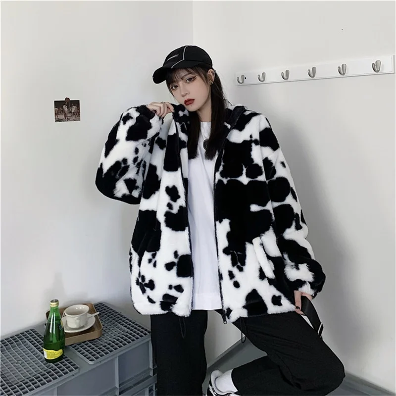 Корейская зимняя новая модная куртка Harajuku с принтом коровы свободная кожаная