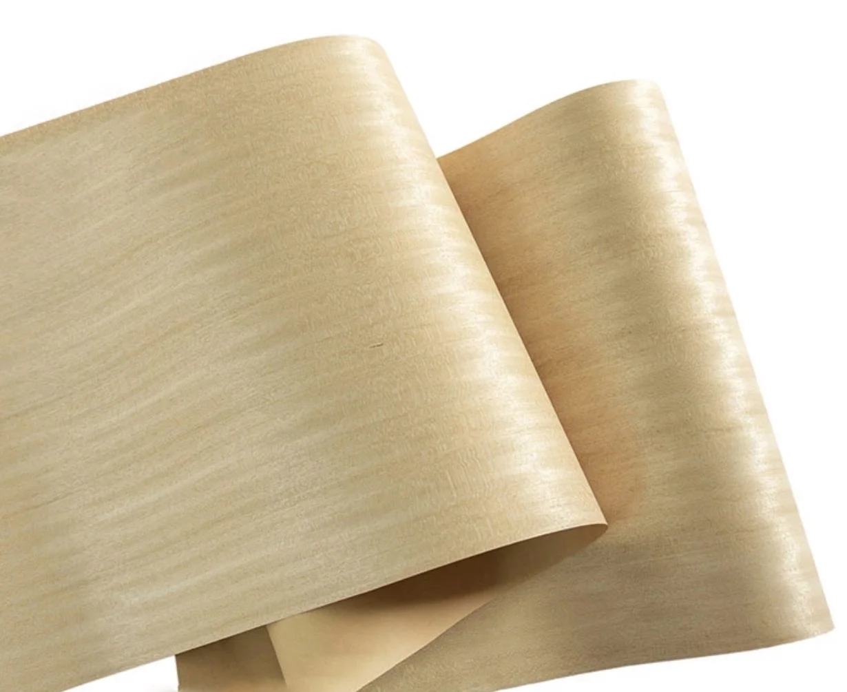 

L: 2,5 метров Ширина: 58 см Толщина: 0,25 мм натуральный деревянный шпон