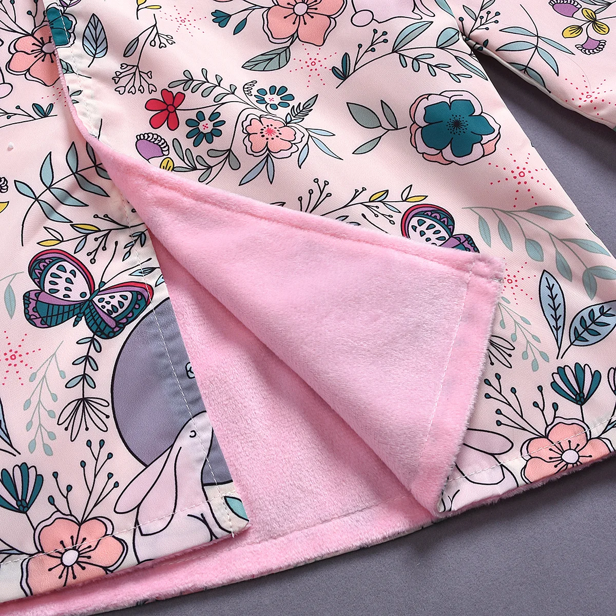 Зимняя куртка принцессы для маленьких девочек с цветочным принтом и милыми