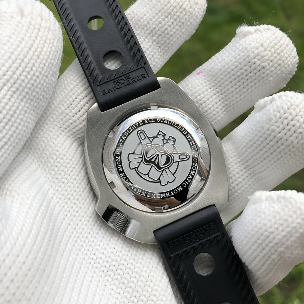 

STEELDIVE 200M Dive Watch 3D Printing Full Luminous Kanagawa Surfing Dial NH35 Sapphire Automatic Mechanical Dive Watch Men