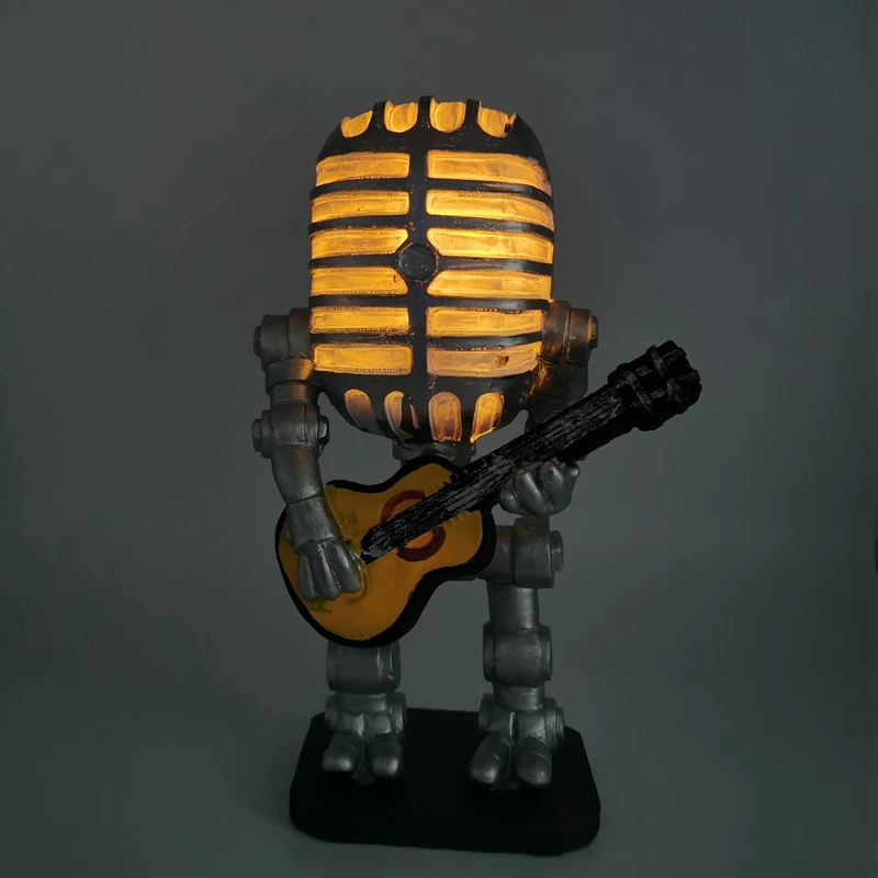 

Retro Style Microphone Robot Lamp Holding Guitare Vintage Resin Decoration Home Decoration Robot