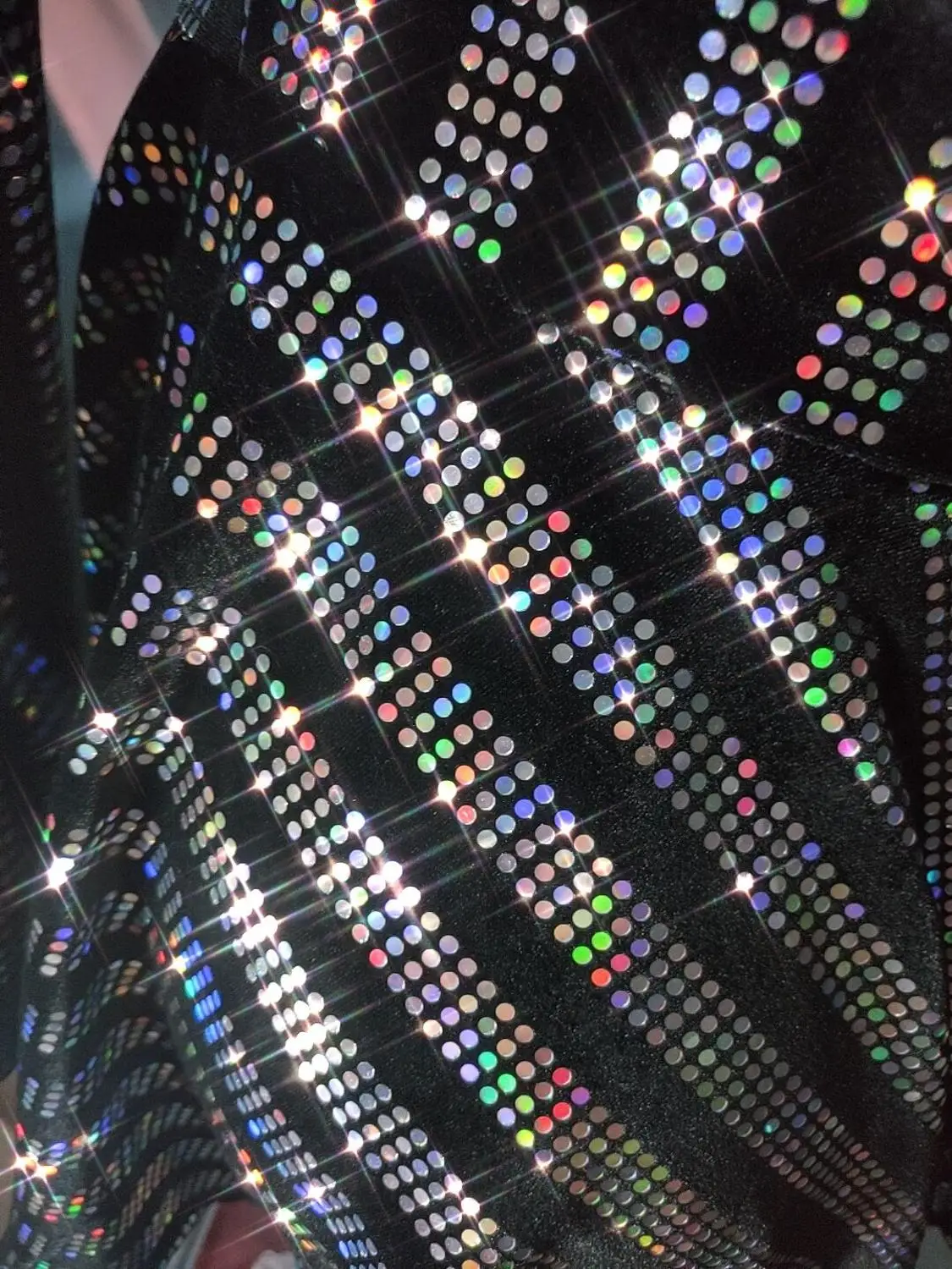 Мини-платье с цветными блестками для празднования дня рождения и выпускного