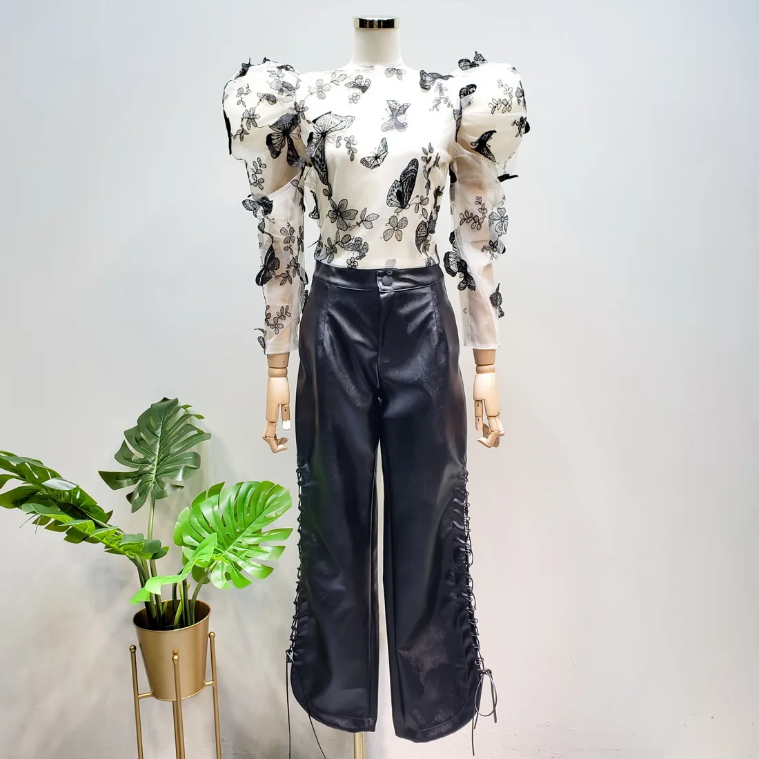L77street Heavy Industry Mesh Butterfly Embroidered English Lantern Sleeve Perspective Slim Long Sleeve Thin Shirt