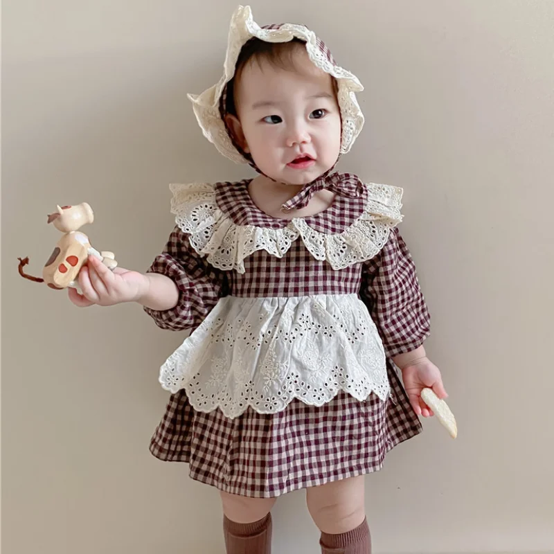 

Korean Spring and Autumn Baby Girl Pastoral Style Lapel romper Plaid Lace Romper Out Romper Pastoral Long-sleeved Dress With Hat