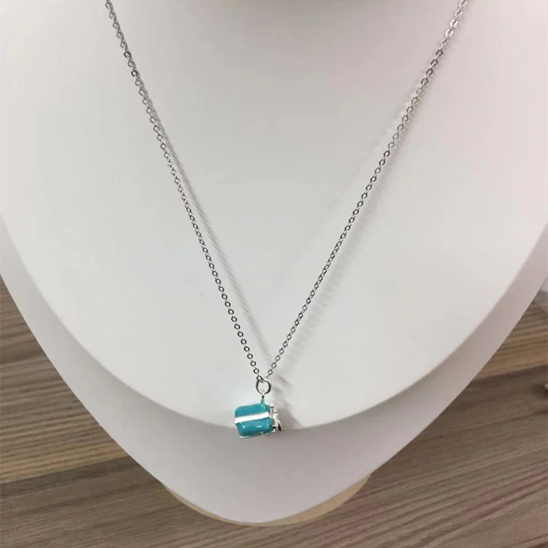 

1:1 925 Sterling Silver Classic Fashion Personality All-Match Green Gift Bag Necklace, Ladies Holiday Luxury Jewelry