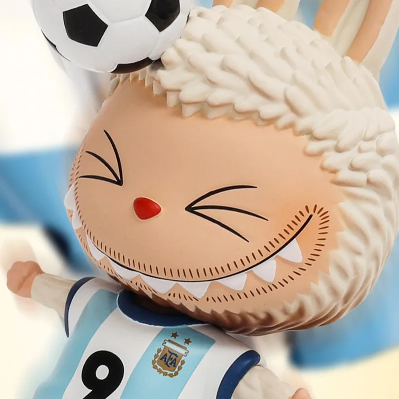 Глухая коробка Labubu Аргентина лаборатория Футбольная ткань игрушки подарок на