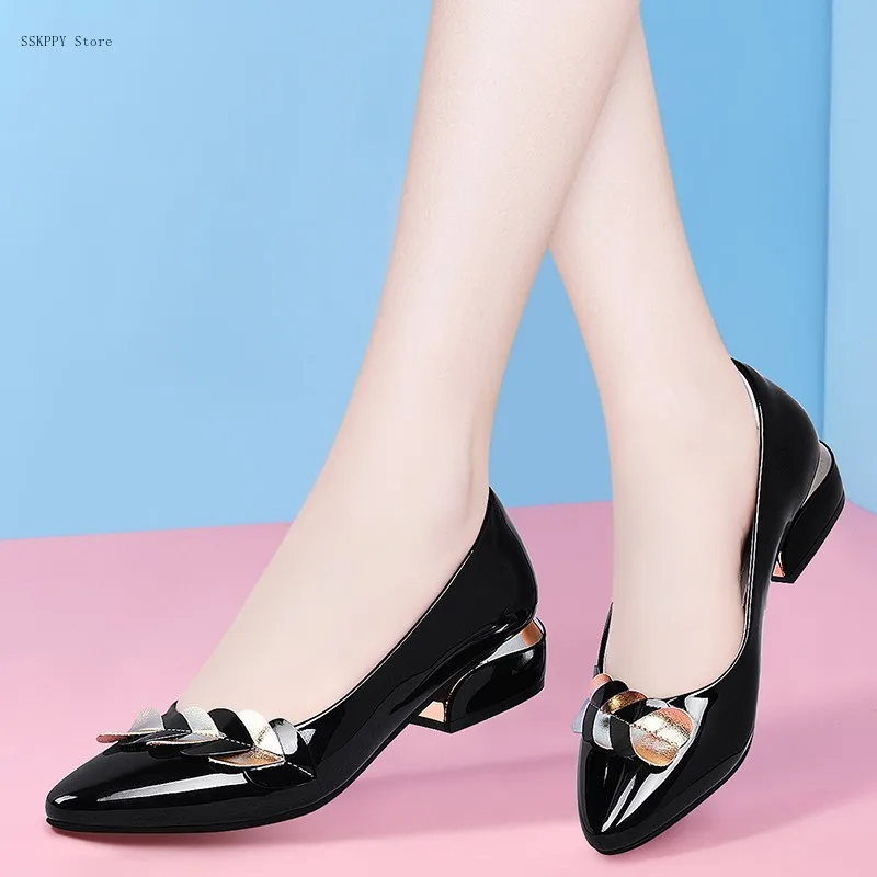 Single Shoes Women's Low-heeled Pumps Women's Shoes 2022 New Patent Leather Ladies Blue Small Leather Shoes Large Size 41