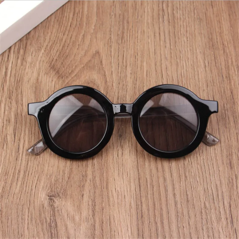 

New Retro Round Frame Kids Sunglasses Retro Fashion New Baby Wild British Style Plastic Handsome Trendy Decorative Sunglasses