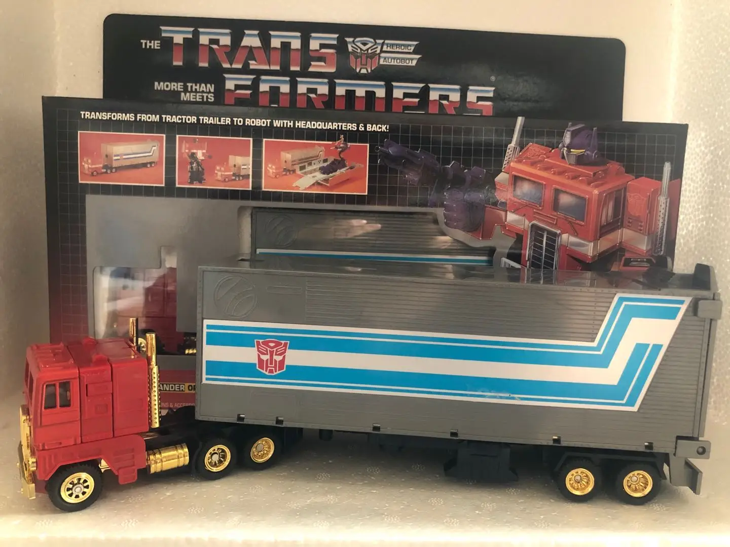 G1 Optimus prime reedition brand new (золотистый)