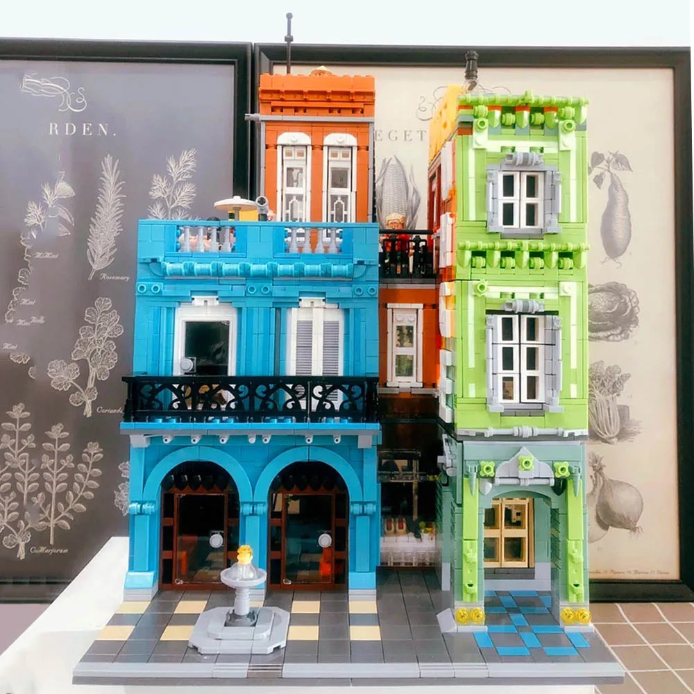 

Creator Expert Moc Bricks 4143Pcs City Street View Cuba Hotel Model Building Blocks Downtown Diner Palace Cinema