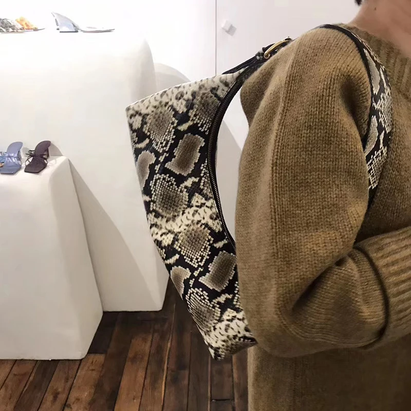 

Snake Pattern Baguette Shape Bag 2020 Trendy Soft Leather Underarm Shoulder Bag Designer Handbags Luxury Bolsa De Hombro