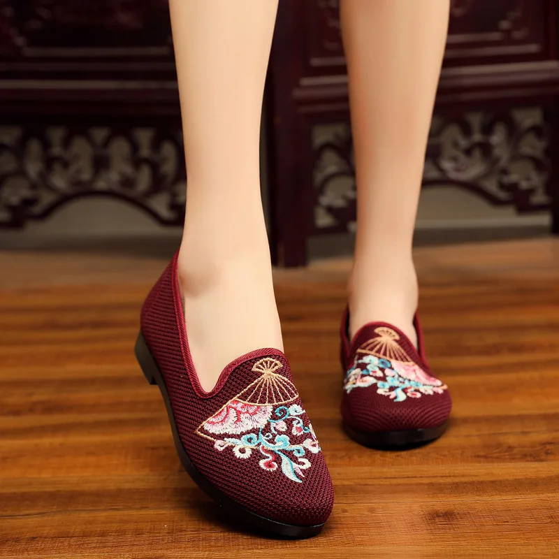 Модная женская обувь Классическая Тканевая Новинка 2020 года Обувь для мам в