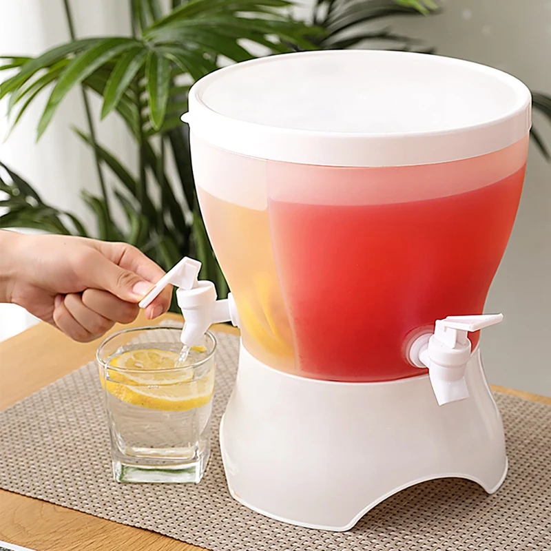 

Water Jug with Faucet Cold Water Container Water and Juice Dispenser Drinkware with Tap Dispenser for Beverage Kettle