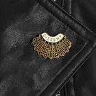 Брошь на лацкан Рут Бадер, с эмалью, Ювелирное Украшение