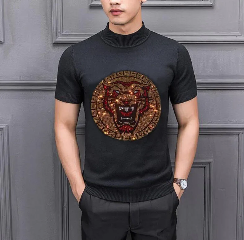 

Rhinestones Warm Soft Light High Quality Fashion Man Undershirt Knitted Pullover Winter O-Neck Short Sleeve Men Sweater