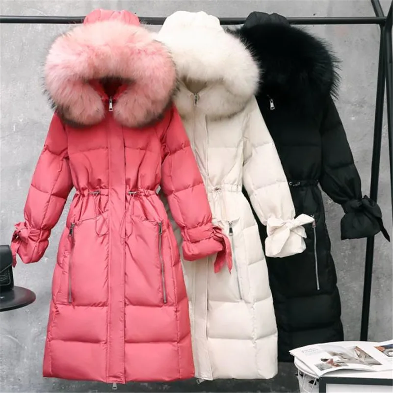 Женский длинный пуховик с капюшоном зимняя теплая парка на белом утином пуху
