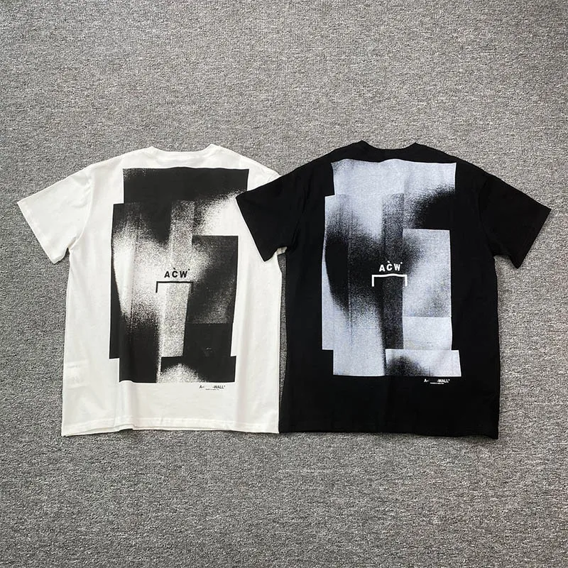 

Футболка мужская оверсайз с рисунком красных чернил