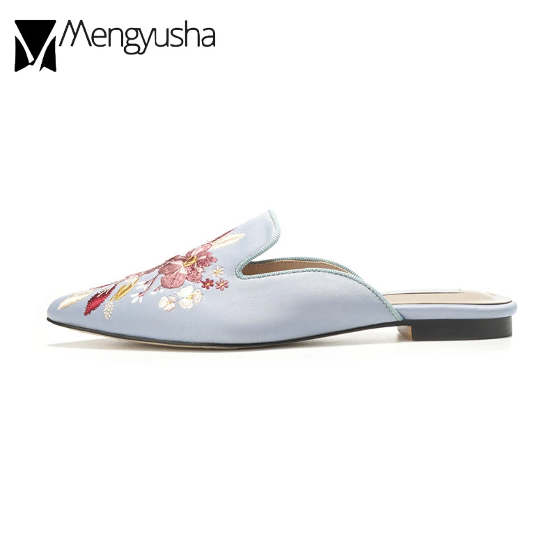 Шелковый Вышитые шлепанцы женская обувь роскошные брендовые тапочки Туфли без