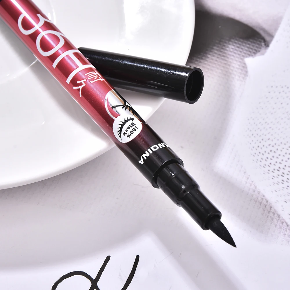 Черная жидкая подводка для глаз водостойкая быстросохнущая долговечная легко