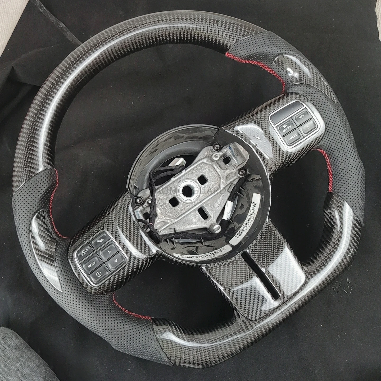 Фото Для Jeep Grand Cherokee Compass Wrangler Patriot 2011 2012 2013 2014 2015 2016, рулевое колесо из углеродного волокна №4